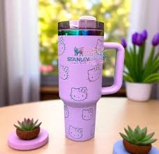 Stanley x Hello Kitty Light Lavender Purple Quencher Tumbler with Handle & Straw – 40oz